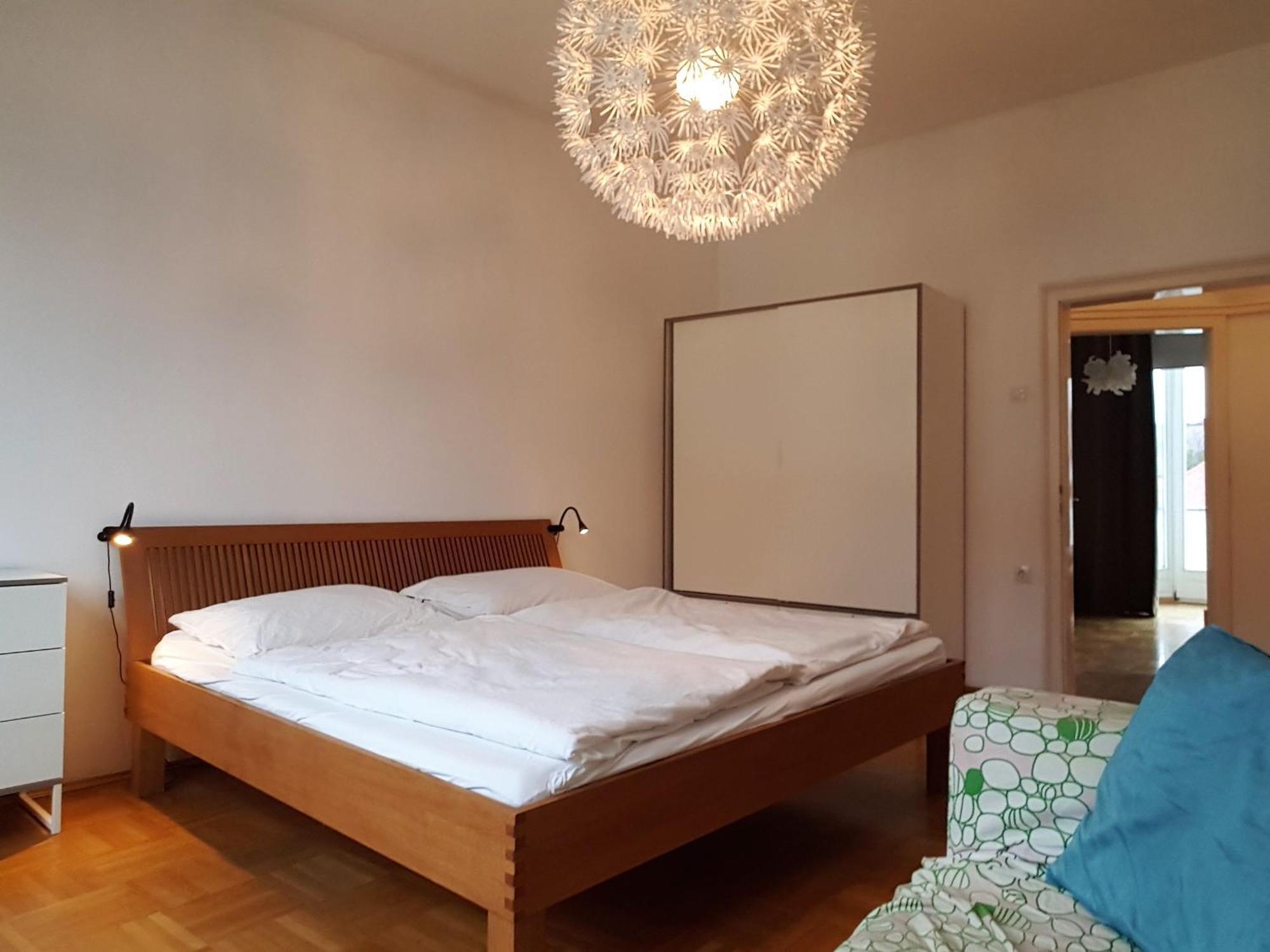 Haus Pinkafeld Top 1 Apartment Bagian luar foto